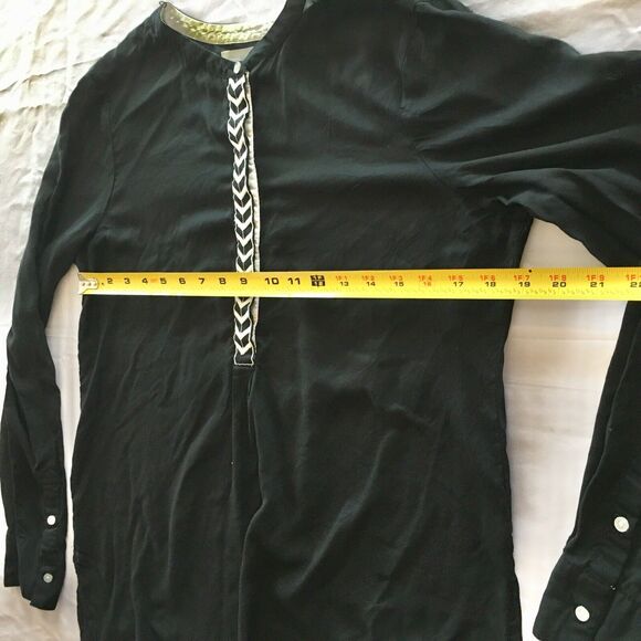 Old Navy Womens Medium Black Tunic Shirt Top Blouse White Chevron Button Up - Picture 8 of 12